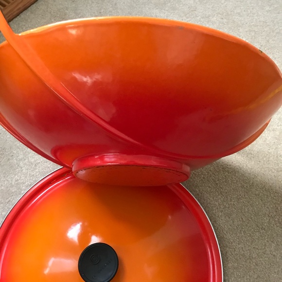 Le Creuset wok #36 flame cast iron - Picture 7 of 14